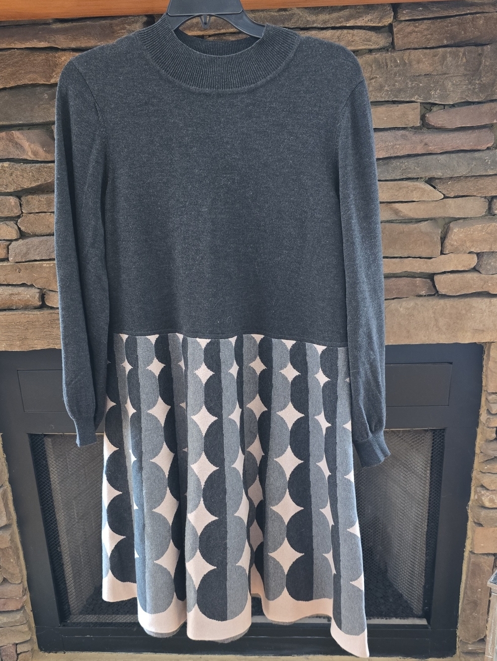 Nina Leonard Charcoal and Cream Geometric Long-Sleeve Dress